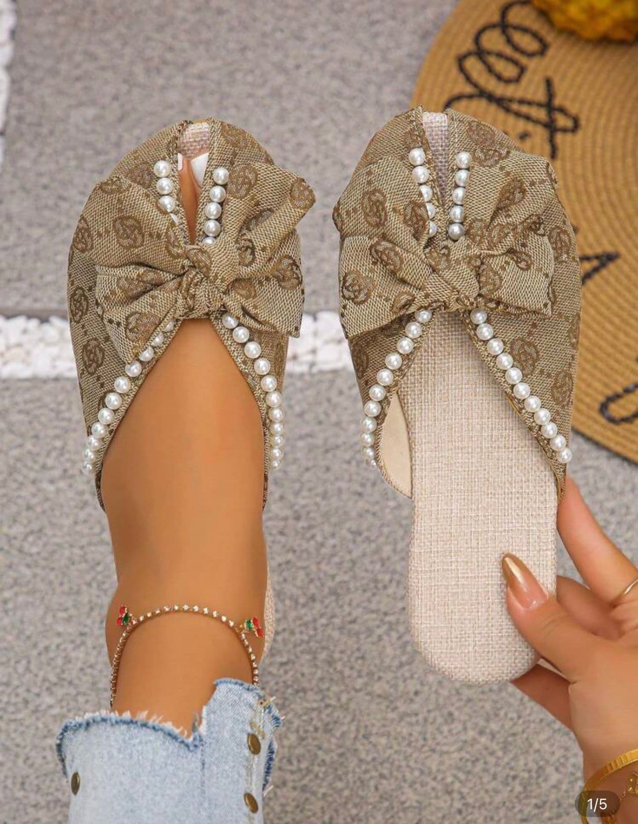 Pearl Edge Print Slipper