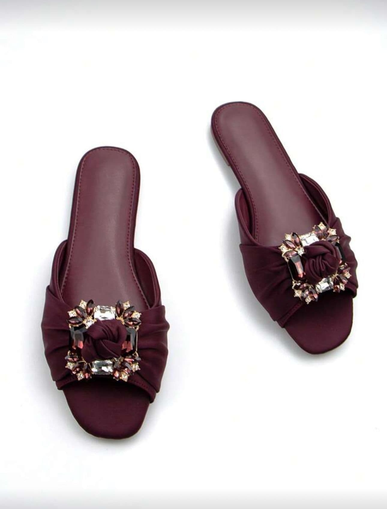 Blinking Stone Slippers (Mixed)